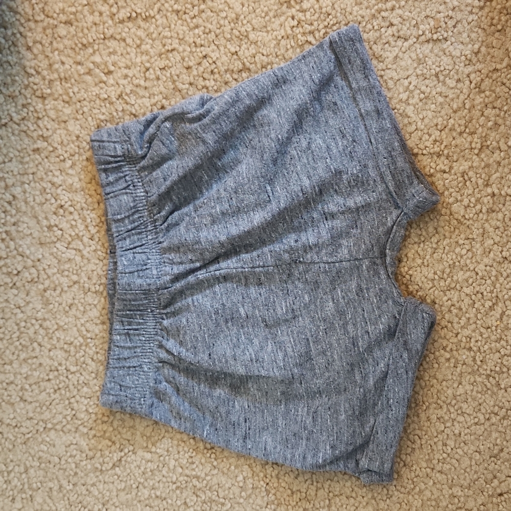 OLD NAVY baby shorts 3/6m
